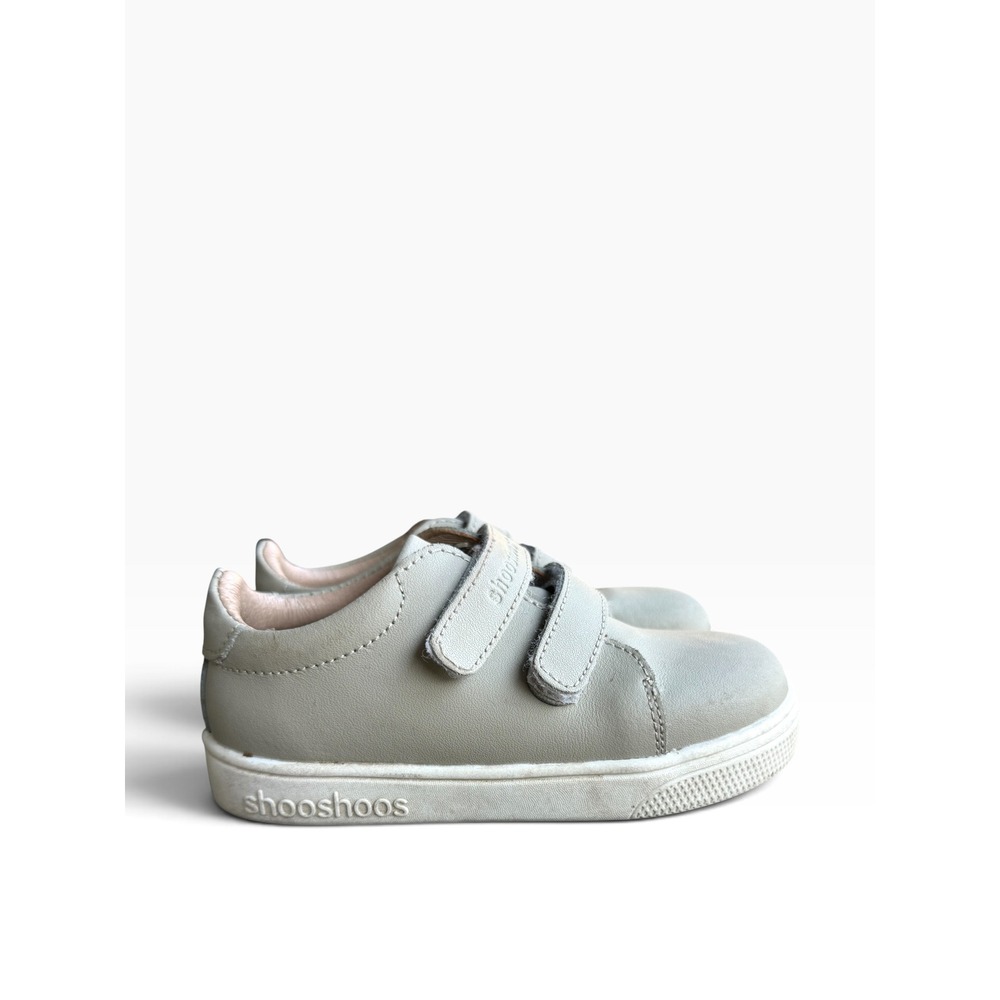 Shooshoos Leather Sneakers Kids Size 6 Sage Bone Gray GUC Hook and Loop Straps